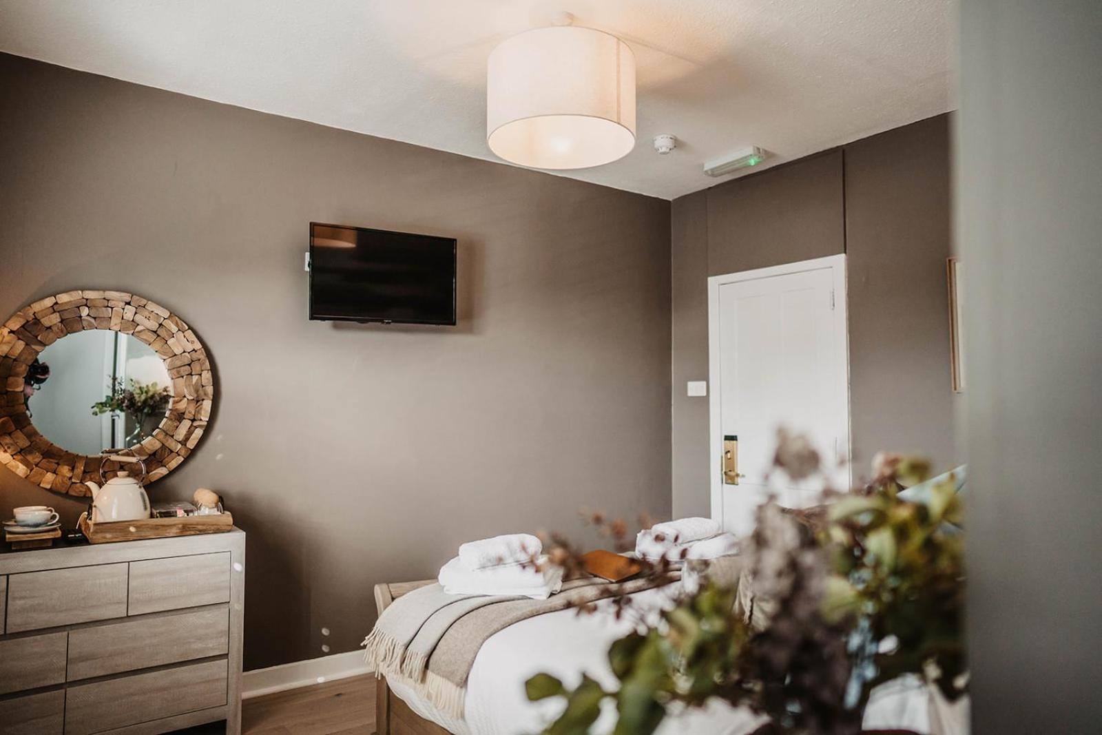 גייטהאוס אוף פליט The Murray Arms Hotel מראה חיצוני תמונה